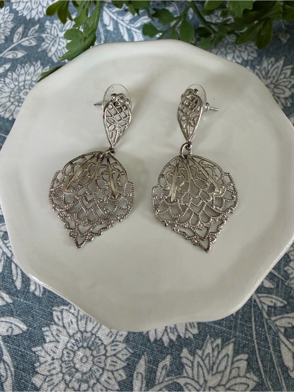 Delicate Filigree Drop Earrings - Silver